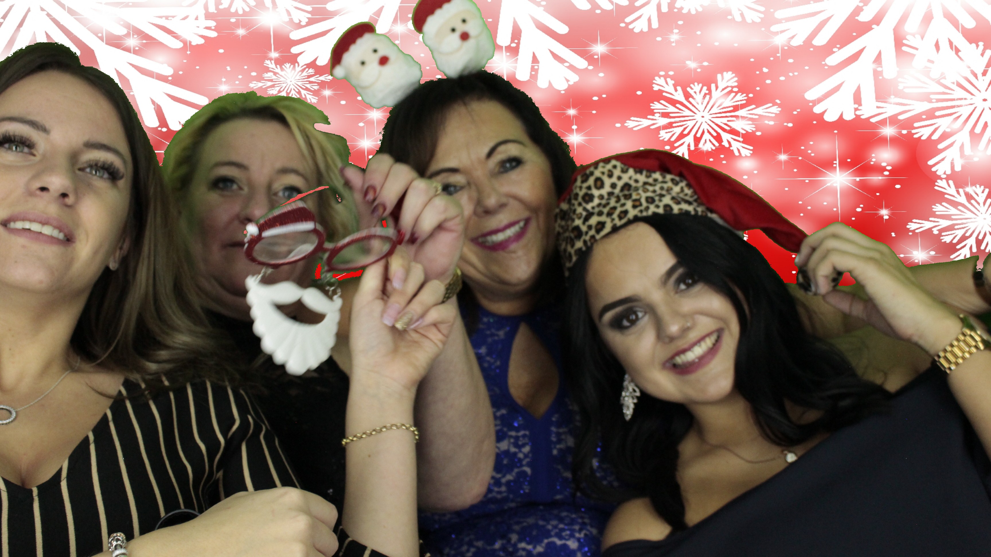 Portsmouth Water Christmas Party | View more photos from the event at gallery.myphotoboothexperience.co.uk/u/MyPhotoBoothExperienceLtd/Portsmouth-Water-Christmas-Party